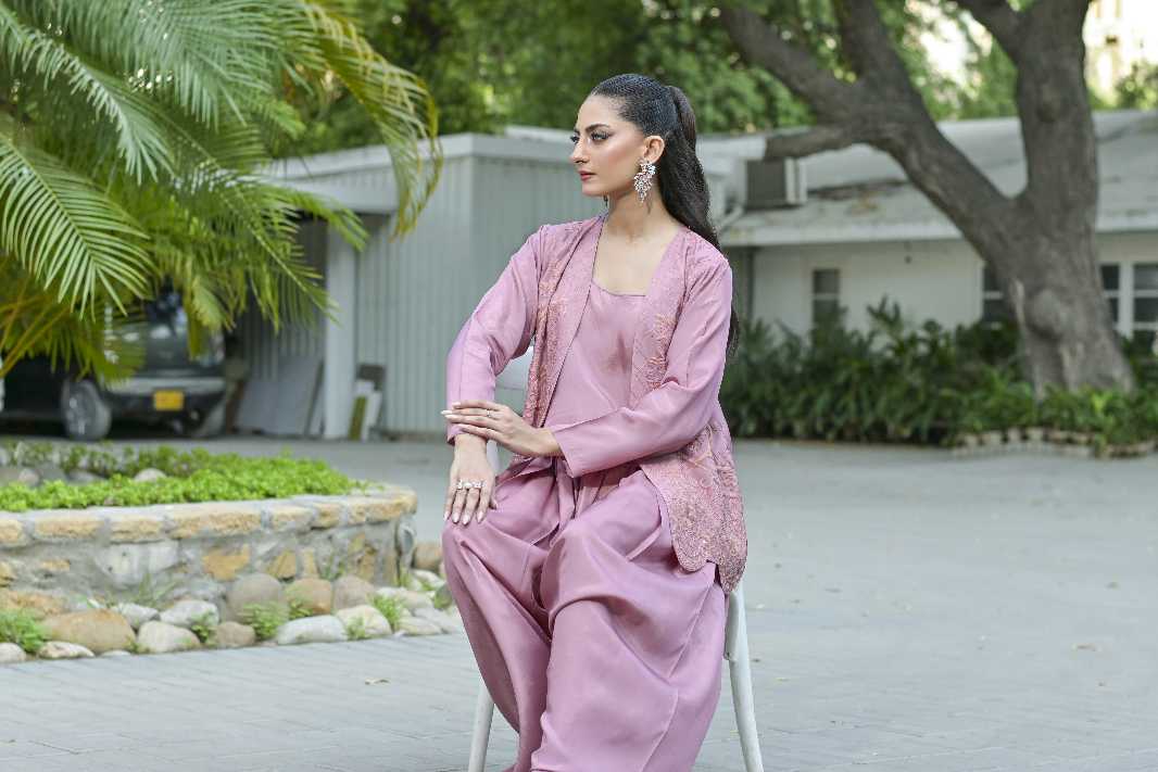 Inaya